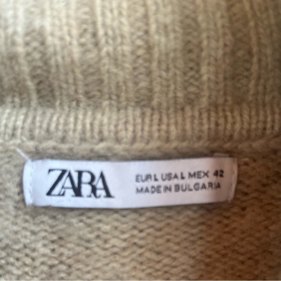 Zara Cream Wool High Neck Sweater Size Large - Picture 7 of 9